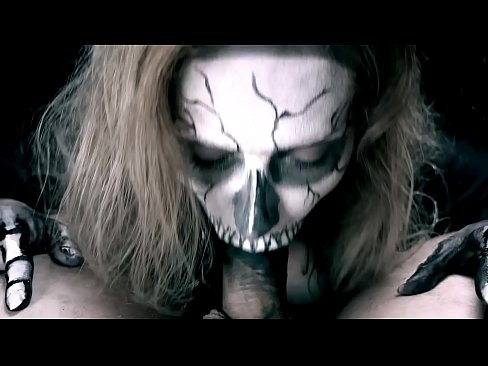 ❤️ Demon djevojka siše kurac svojim crnim ustima i guta spermu. ❤ Ruski porno kod nas hr.https-tubsexer.ru ❌️❤